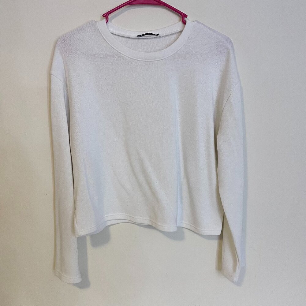 Zara Crew Neck Long Sleeve Light Weight Crop Sweater Top Blouse White Size Small